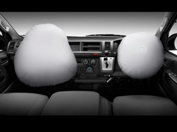Toyota COMMUTER