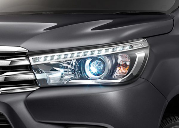 Toyota Hilux Revo Smart Cab 4x4 2.4G