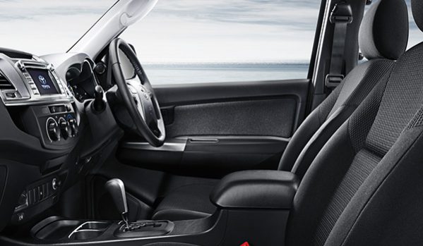 Hilux Vigo Champ Smart Cab 4x2 2.5G