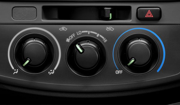 Hilux Vigo Champ Smart Cab 4x2 2.5G