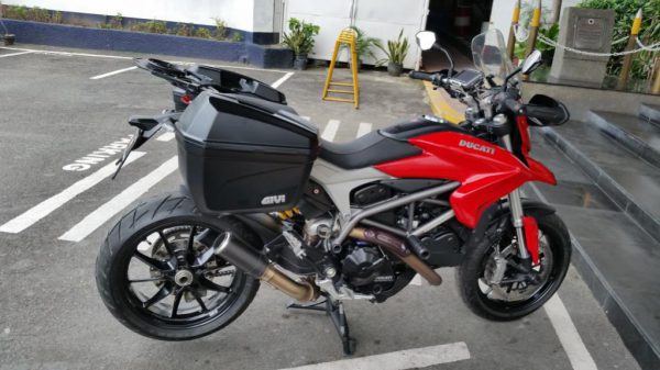 E22